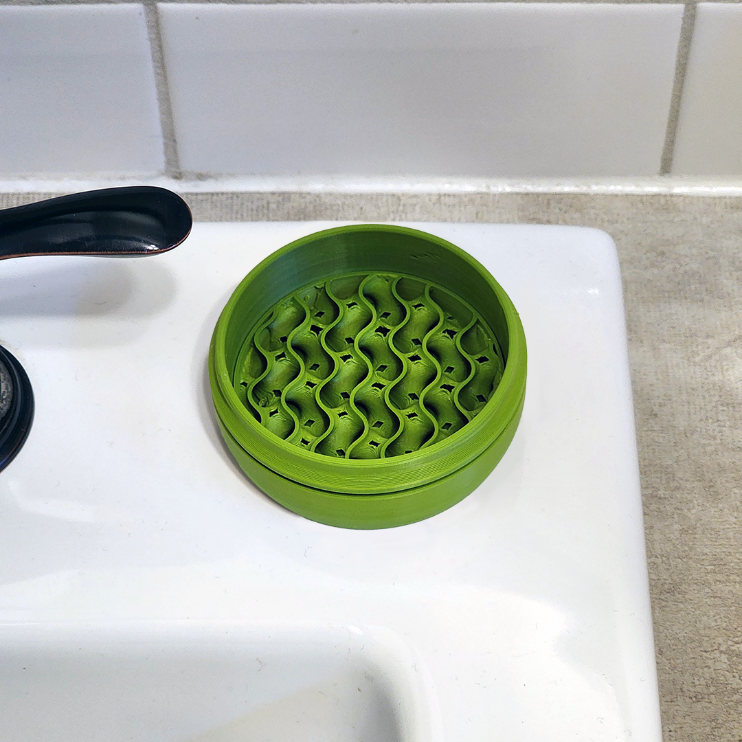 The Rogerie - UPDATED: Travel Soap Case (Single Round): Mountain Moss / Tall (45mm)