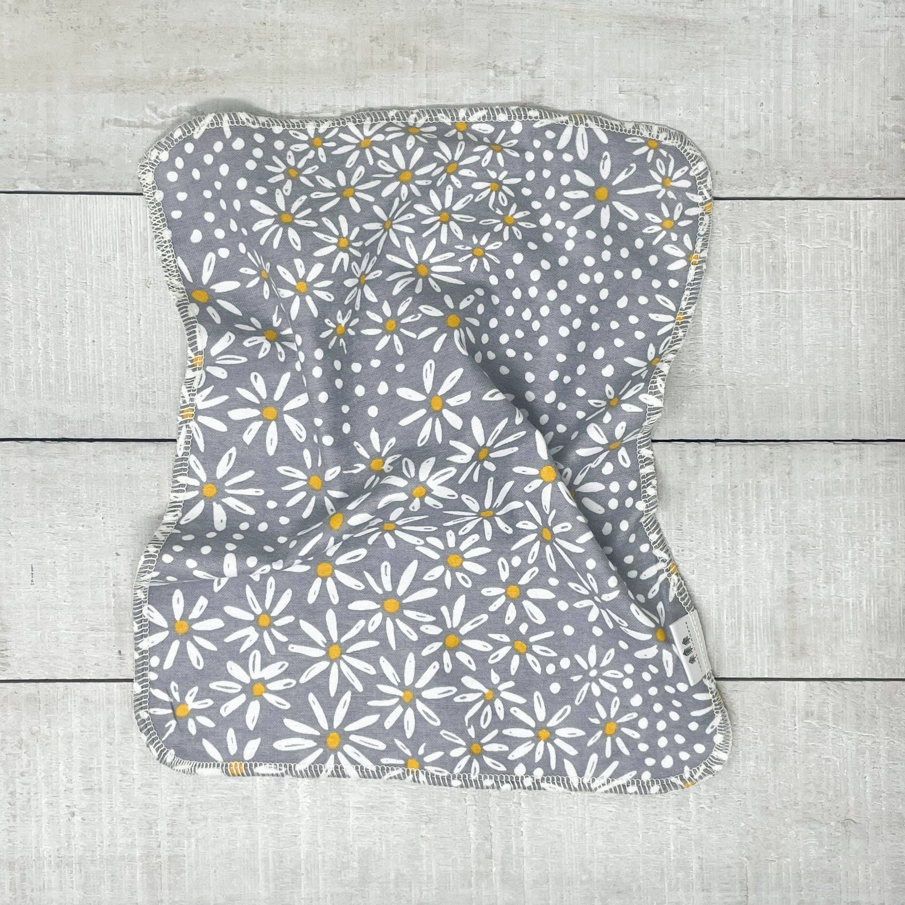 Three Huggers - Reusable Paper Towels - Grey Daisy