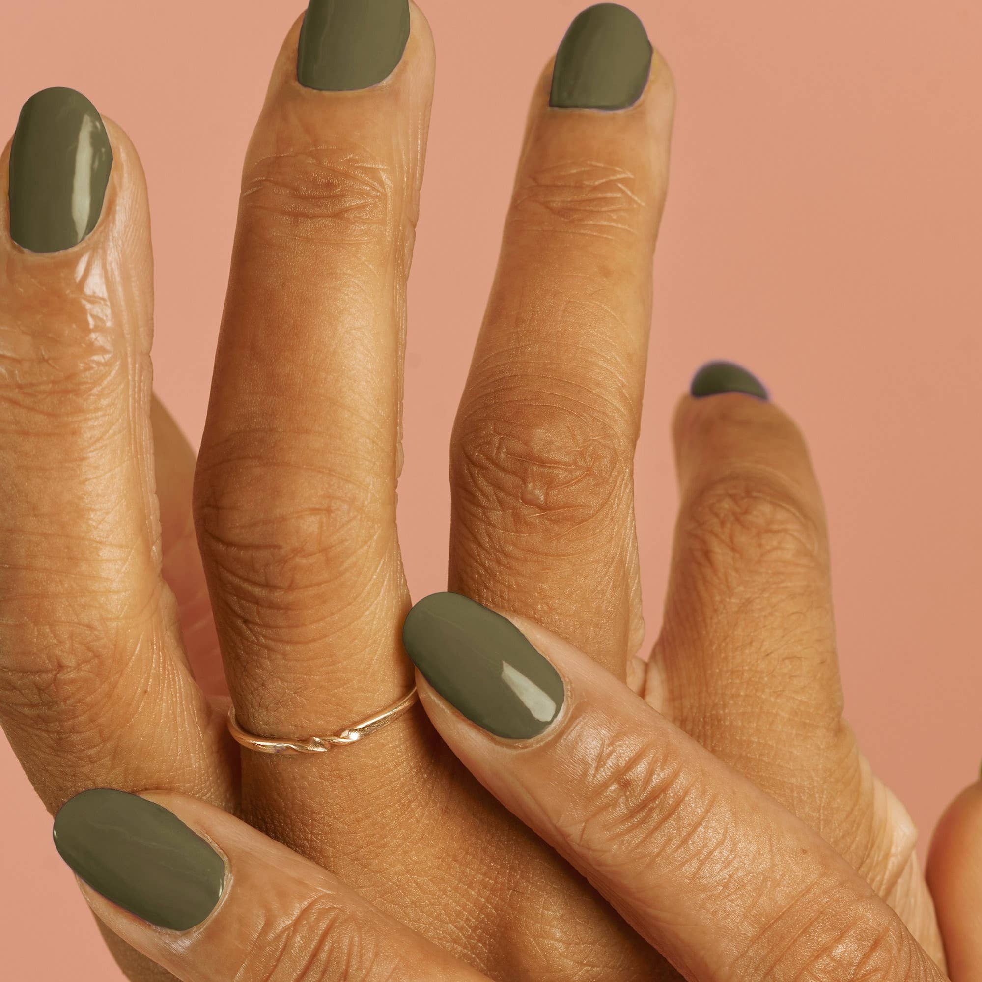 BKIND - Vegan & 21-free Nail Polish - La Route Verte