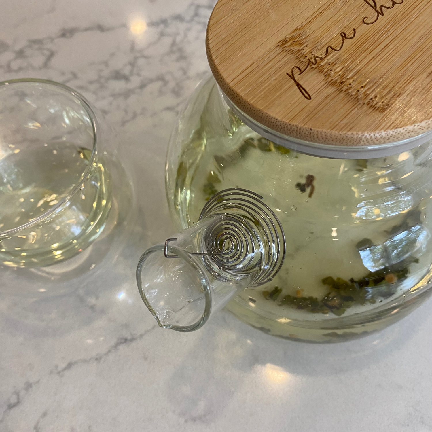 Pure Chic | Natural Home - Glass Teapot/Kettle - 4 Cup Size