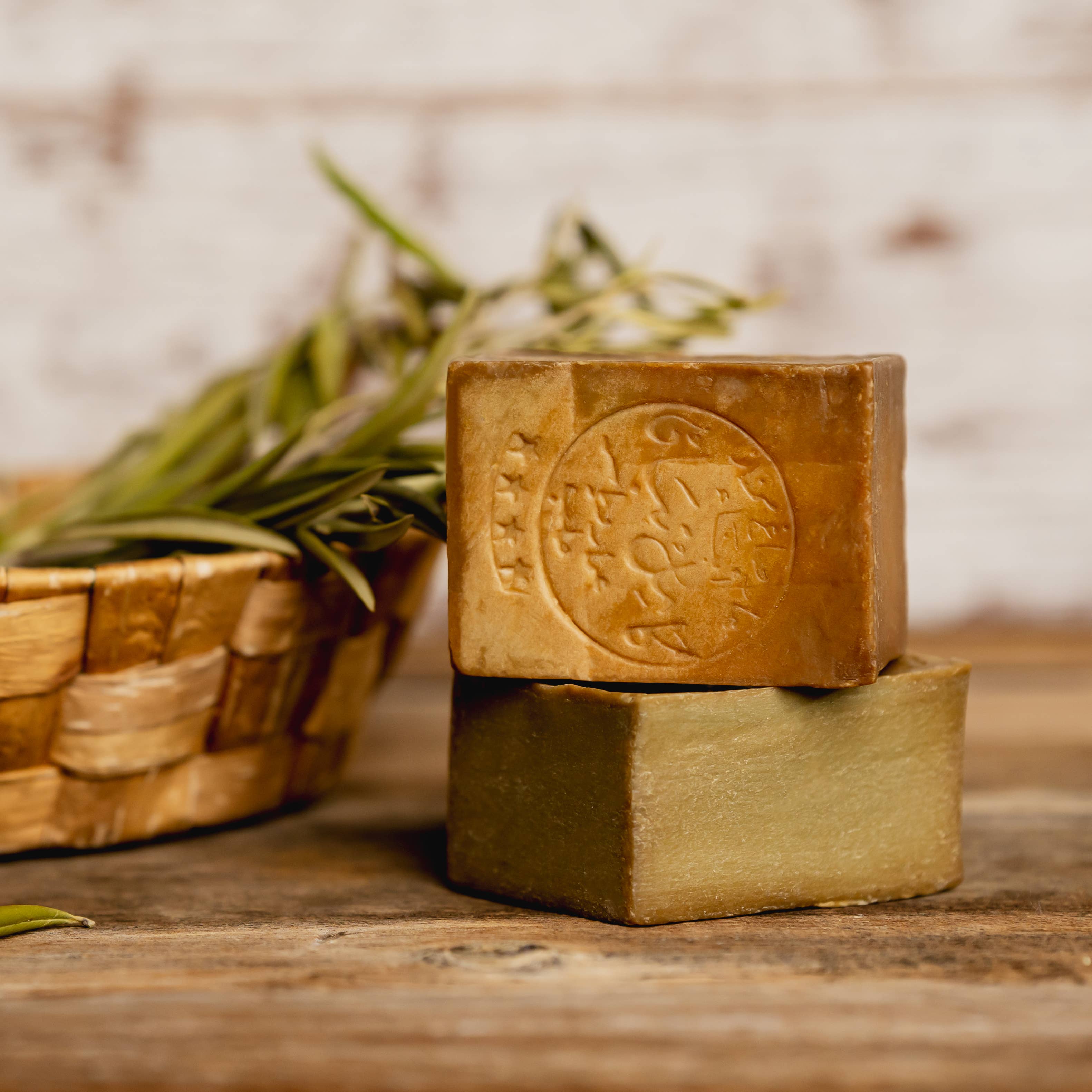 Syriana - Traditional Aleppo Soap, 100% natural, 100% profits donated: 5% Laurel Oil 95% Olive Oil