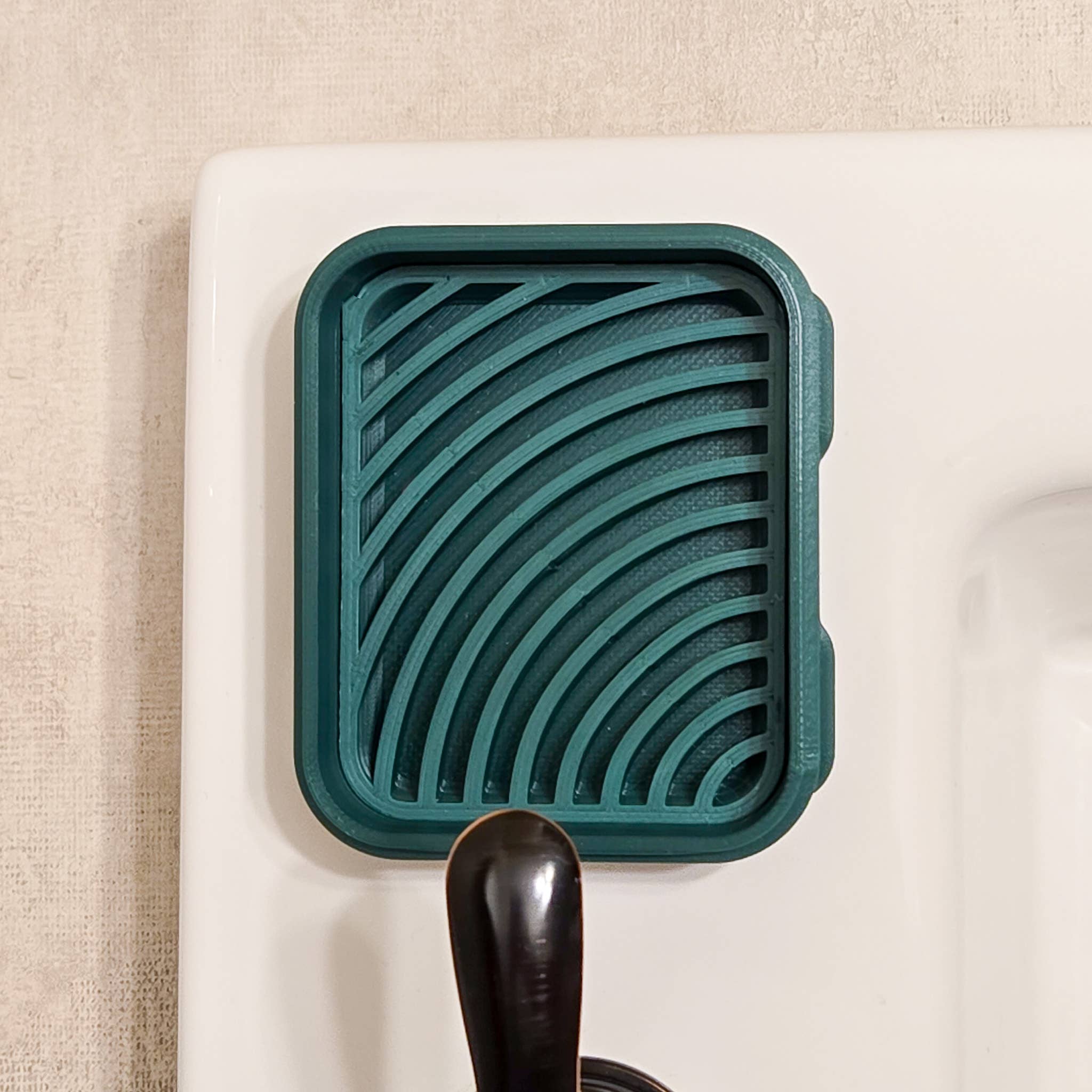 The Rogerie - UPDATED: Travel Soap Case (Rectangular): Evergreen / Standard (30mm)