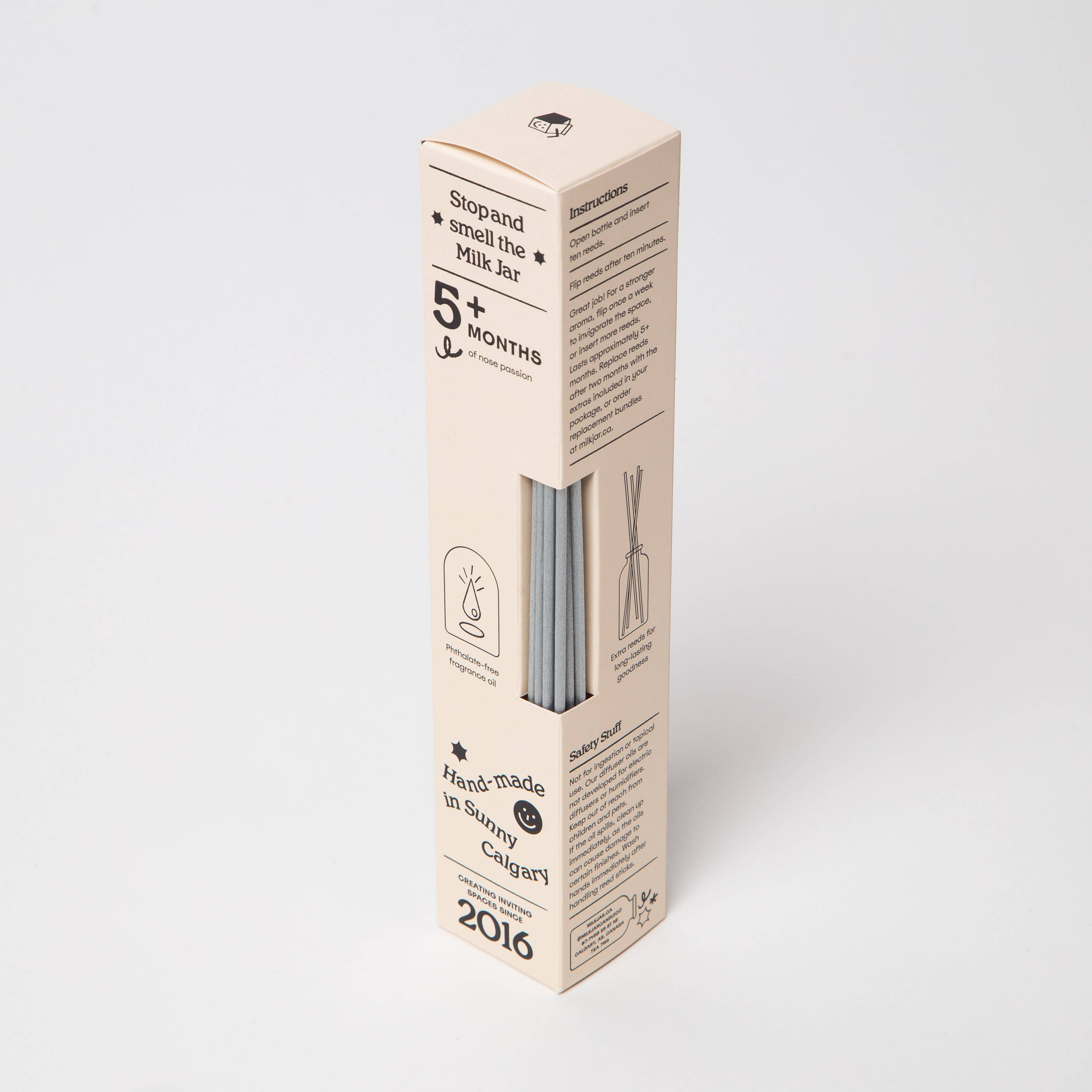 Milk Jar Candle Co. - Aurora - Mahogany, Teakwood & Aspen 4oz Reed Diffuser