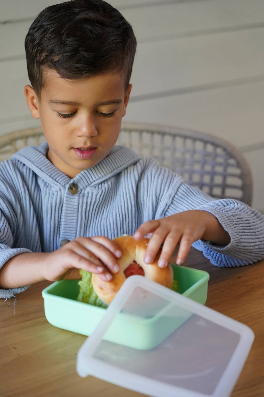 melii - 100% Silicone Sandwich Container: Blue