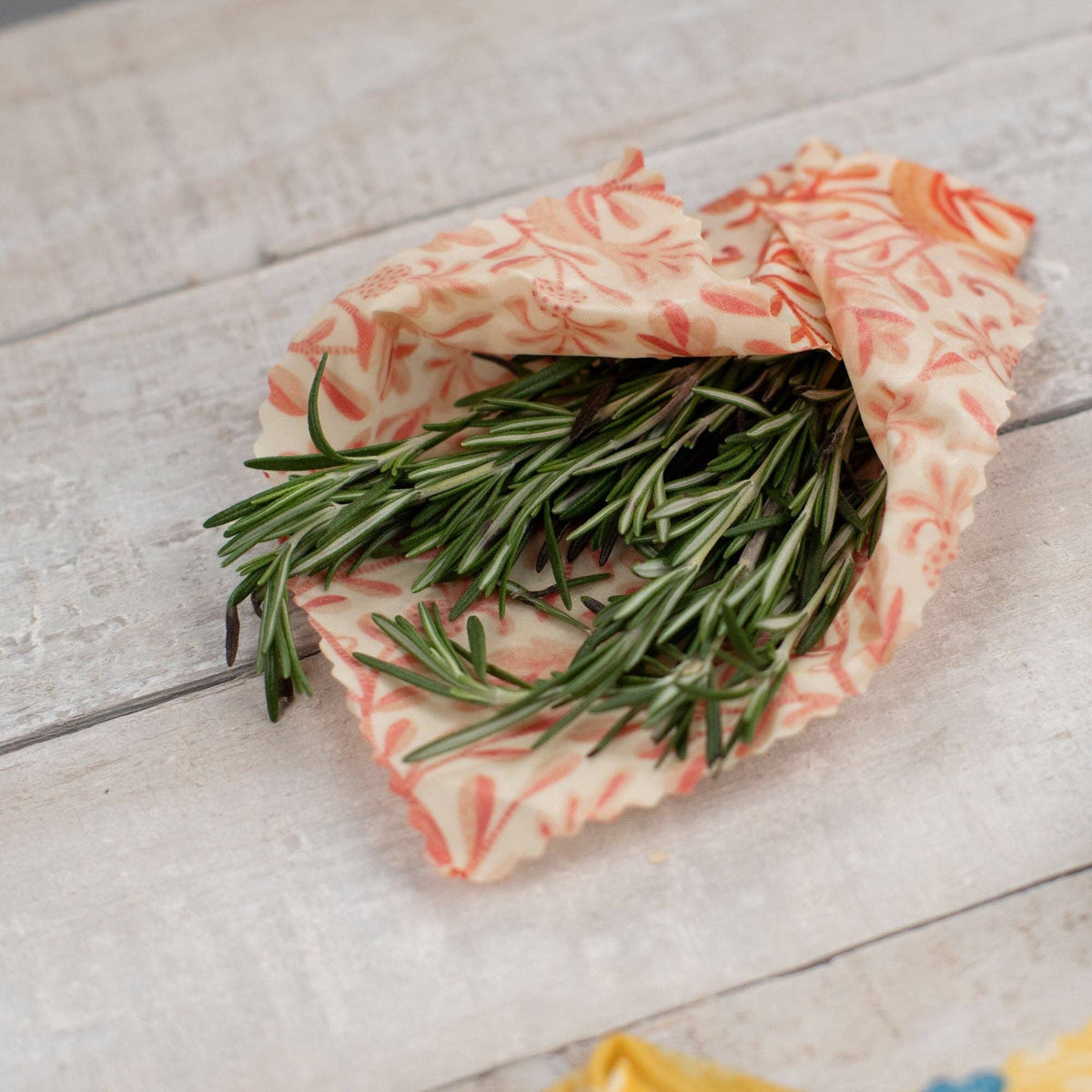 Three Huggers - Beeswax Wraps Multipack - Floral Vine