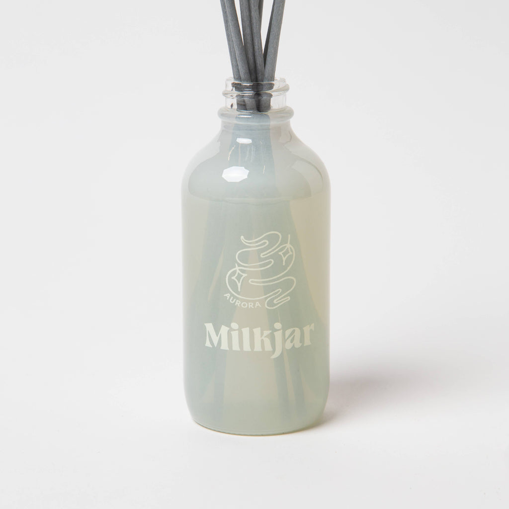 Milk Jar Candle Co. - Aurora - Mahogany, Teakwood & Aspen 4oz Reed Diffuser