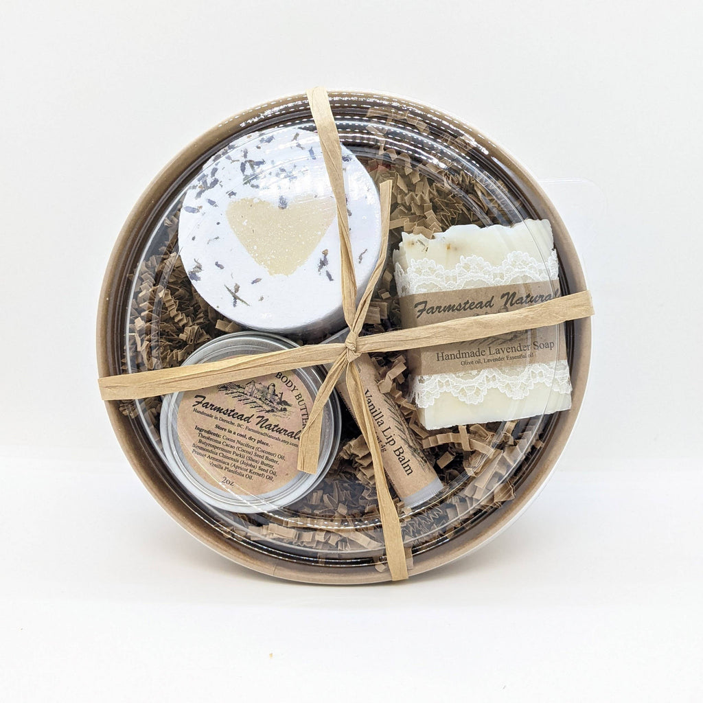 Farmstead Naturals - Luxury Handmade Spa Gift Set | Farmstead Naturals: Lavender